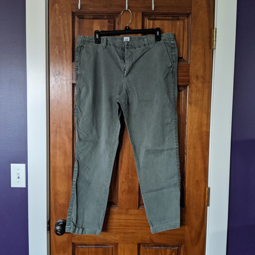 Gap girlfriend chinos